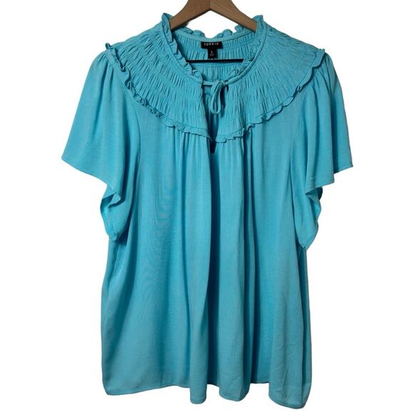 TORRID BLUE GAUZE SMOCKED YOKE RUFFLE WOMEN PLUS SIZE TOP 2 OR 2X - Picture 1 of 5